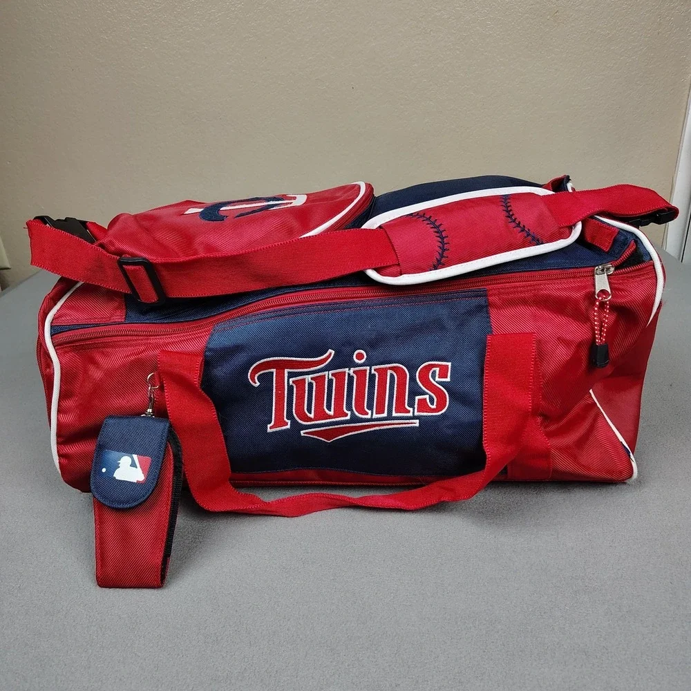 Vintage Minnesota Twins Baseball Duffle Sports Bag Vented Cleat Pocket  MLB EC